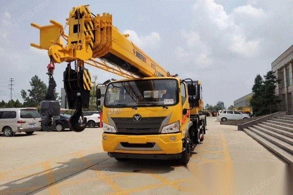 河南开封转让新飞工国六12t福田可上京牌吊车