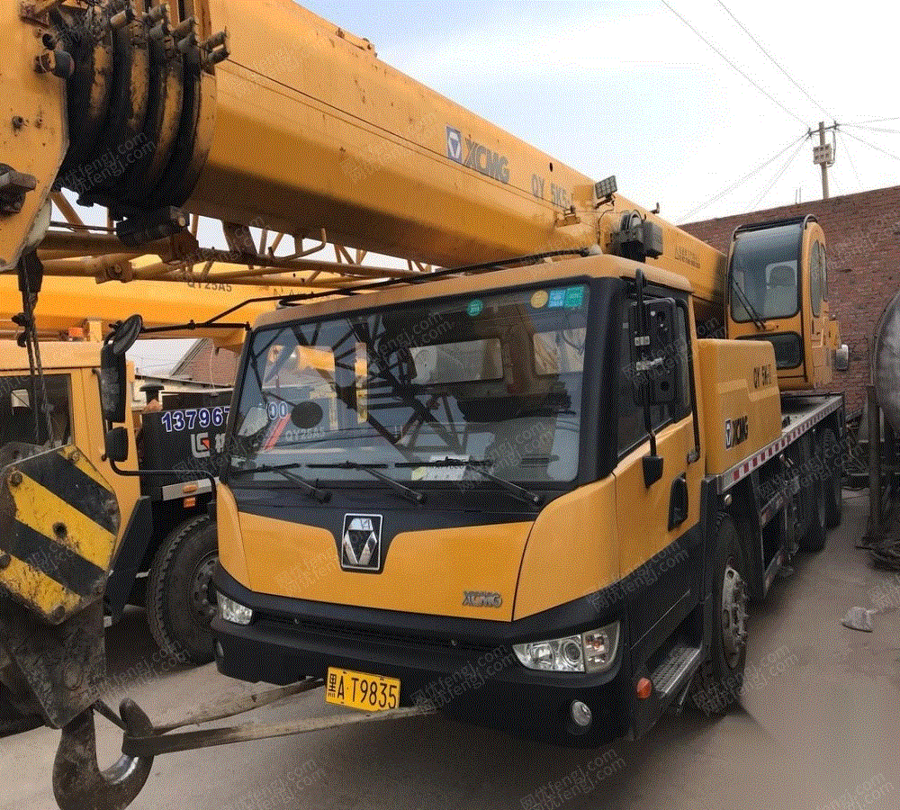 徐工25k51吊车577万元