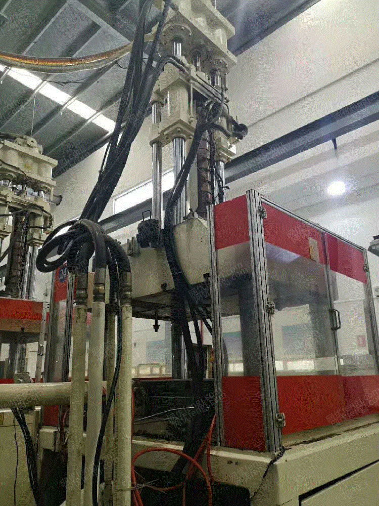 出售二手百塑450吨单滑板立式注塑机