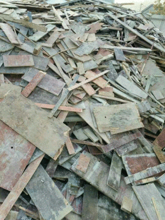 大量收购废旧木料木板图片