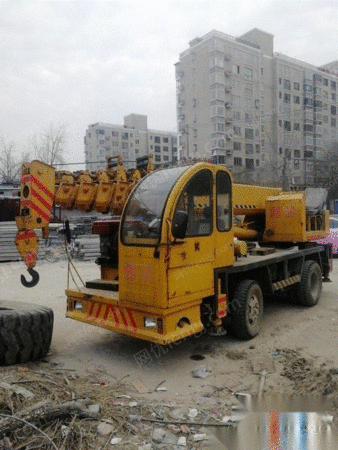 出售闲置二手通达变形金刚吊车