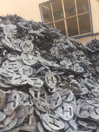 出售马蹄铁,3-12厚,现货2000吨-凌先生(河北废钢铁回收)