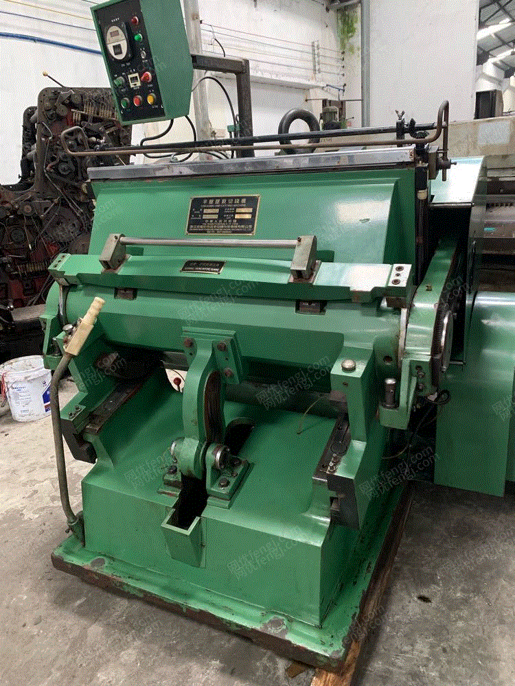 求购海德堡单色,双色,四色,切纸机,啤机