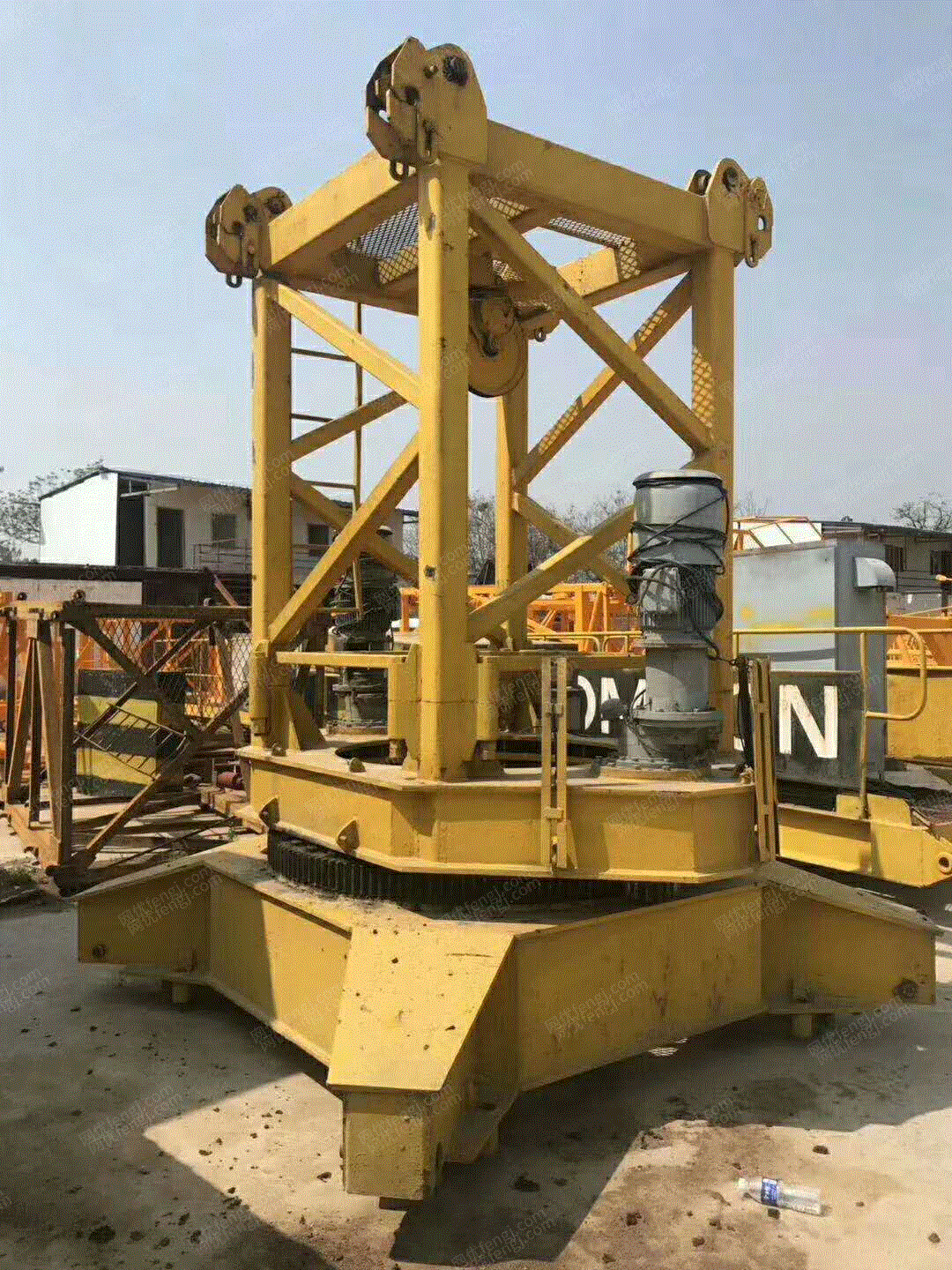 河南出售二手13年京龙5610塔吊多台