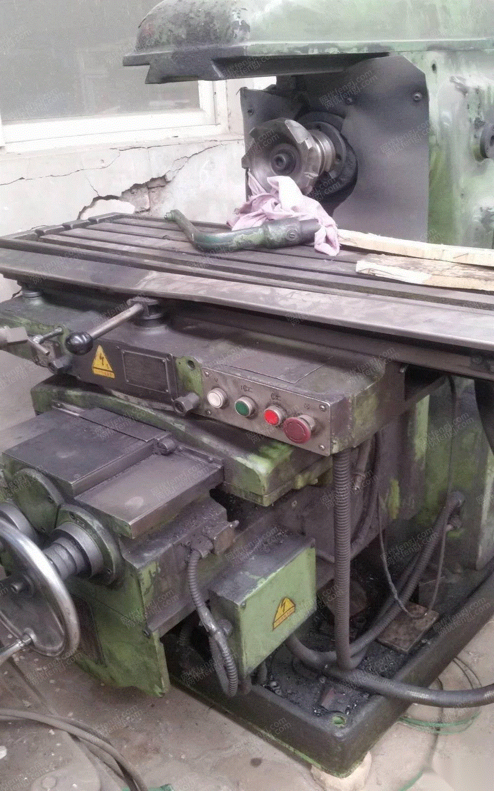 天津北辰区北京6132铣床 20000元