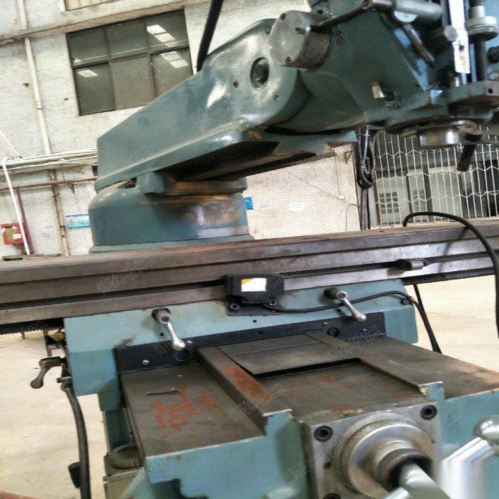 广东深圳个人铣床一台转让