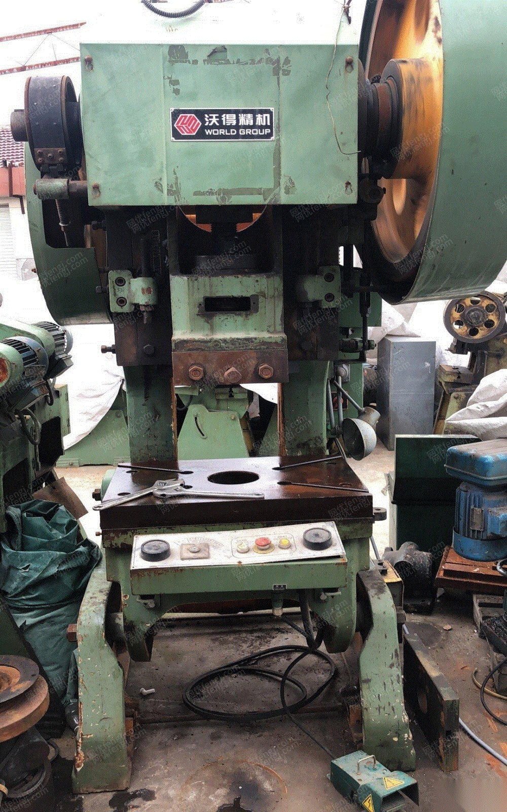 浙江台州沃得精机40吨冲床出售
