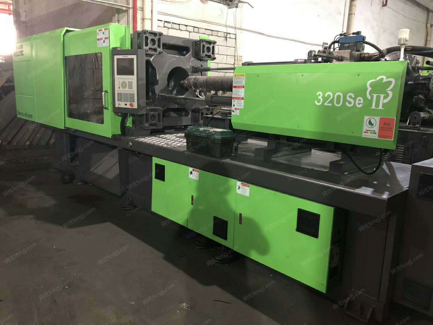 二手东华320吨卧式注塑机一台出售