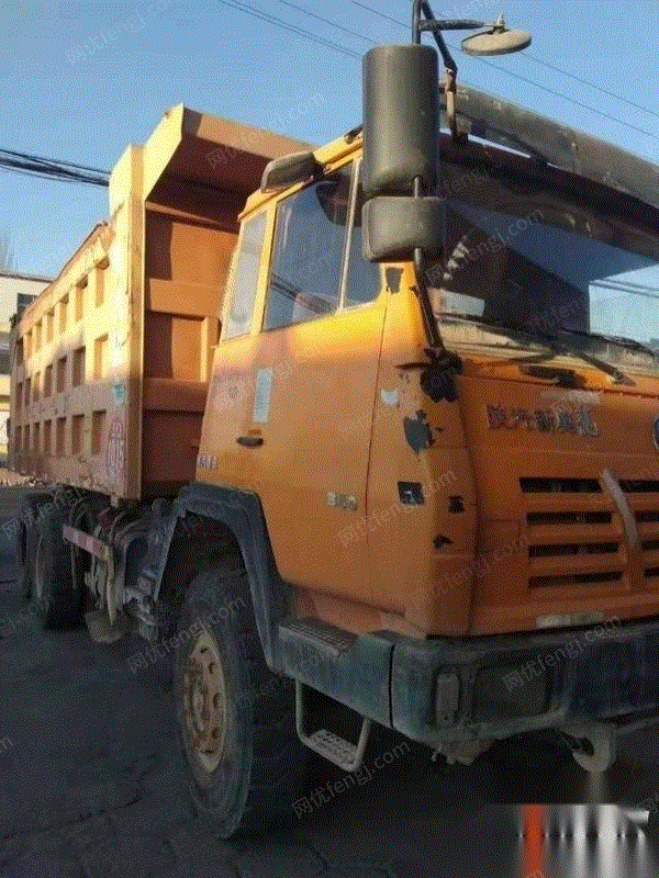 山西忻州转让多台15年陕汽新奥龙后八轮工程自卸货车