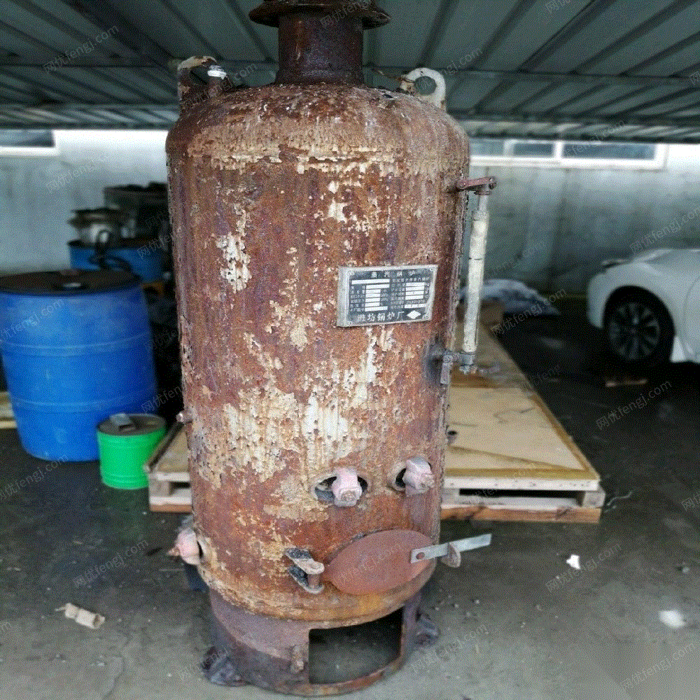 山东青岛燃煤蒸汽锅炉2台便宜处理 8000元