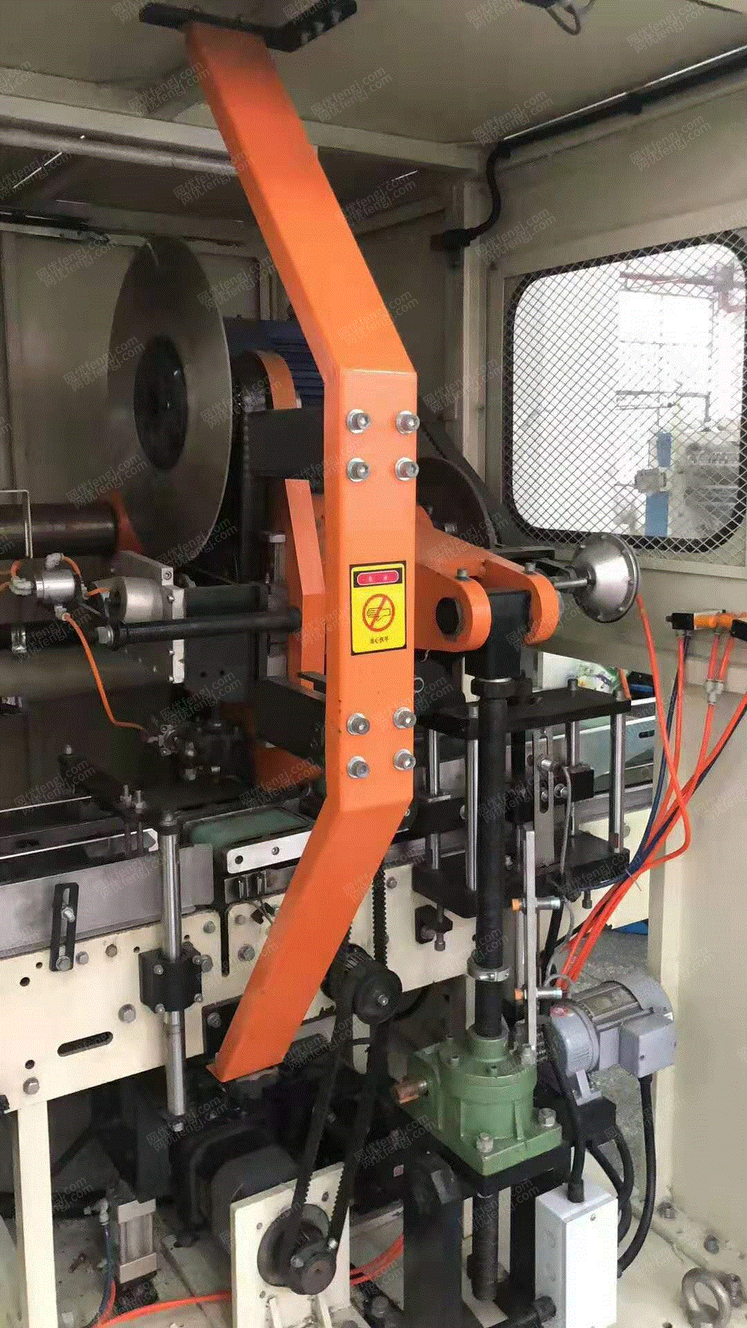 二手宝索双通道抽纸大回旋一台出售