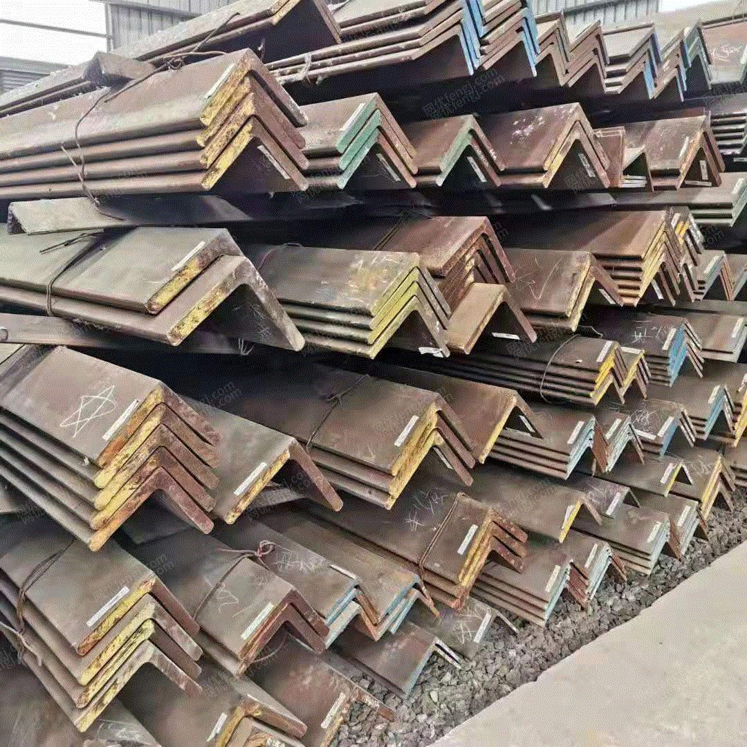 出售角钢,球扁钢,可打包,可调