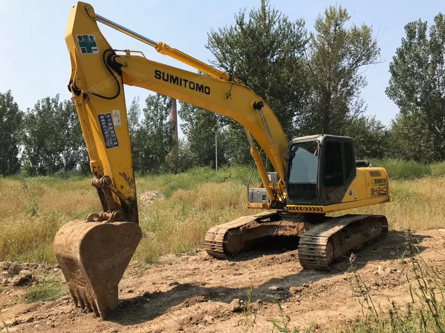 出售进口住友240挖掘机