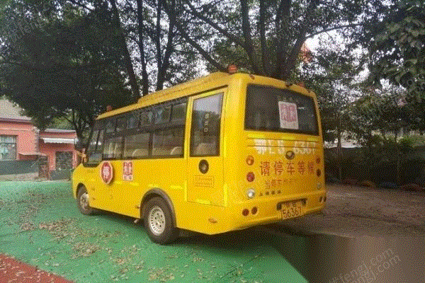 湖北宜昌转让上饶19座幼儿校车