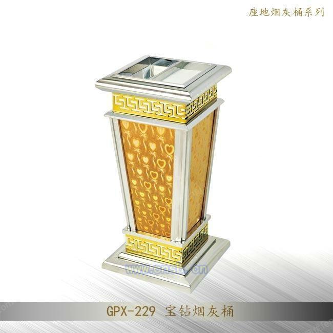 垃圾桶设备回收