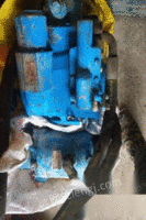 黑龙江佳木斯卖进口一顿大泵马达一套 连跪收割机用的
