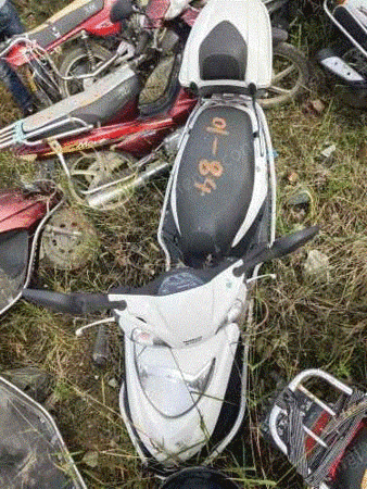 二手摩托车出售