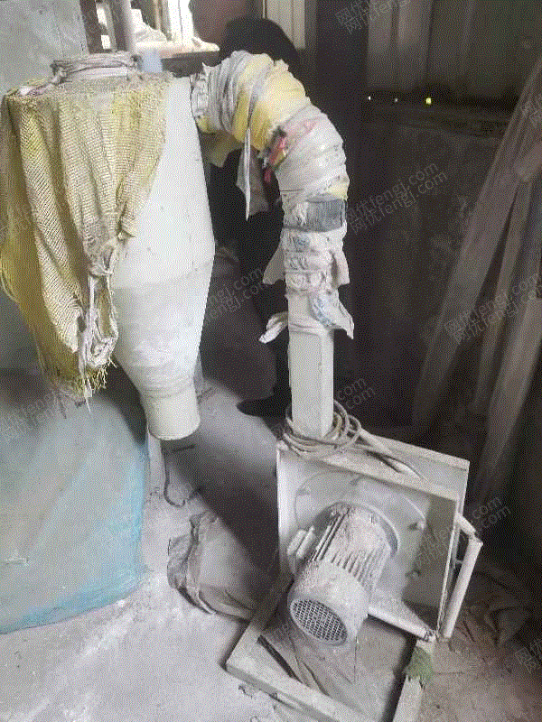 二手成型设备转让
