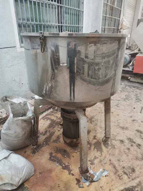 二手成型设备出售