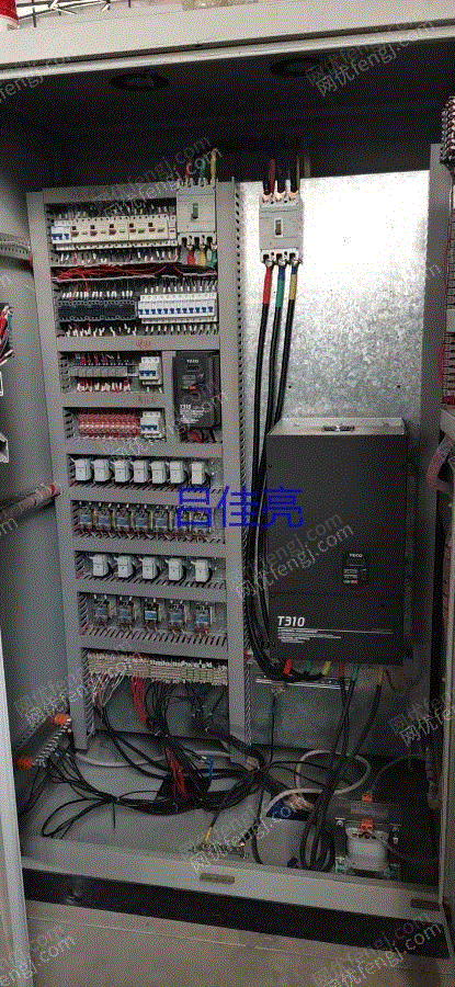 二手?jǐn)D出片材機(jī)出售