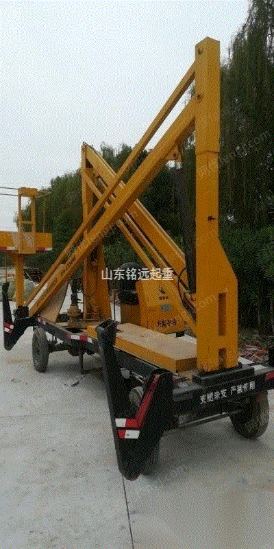 山东泰安长期出售并回收二手升降平台升降机曲臂升降机行吊天车龙门吊