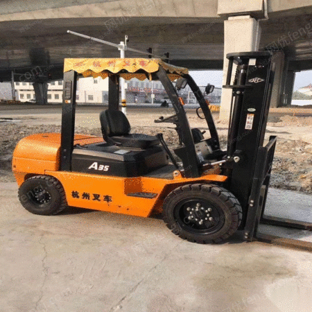 河北沧州出售杭州a35叉车九成新 4万元