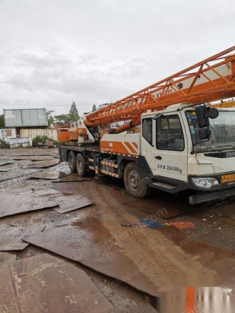 安徽滁州转让中联20吨吊车