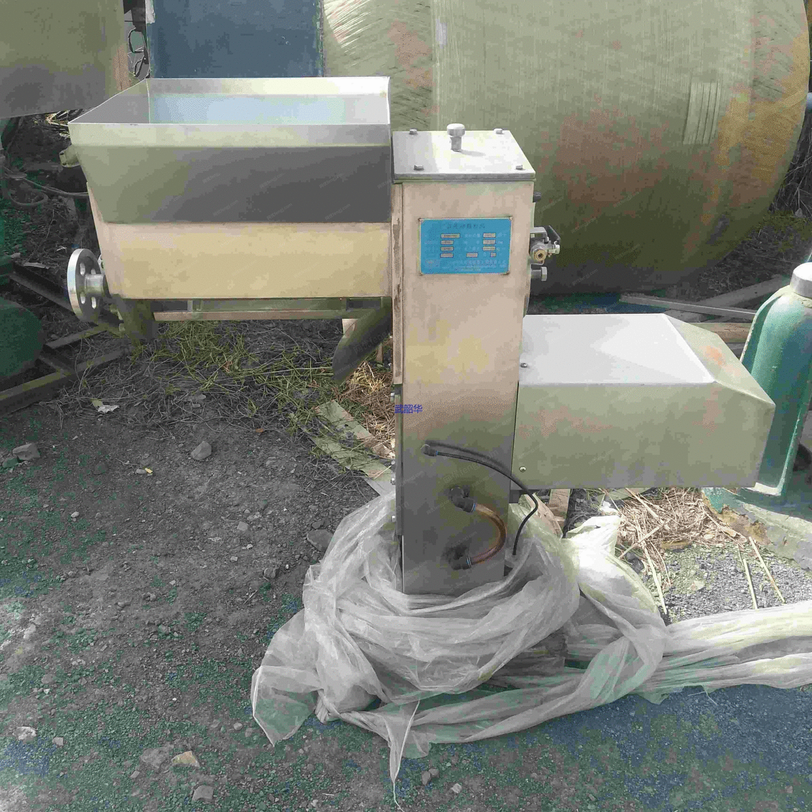 二手摇摆颗粒机出售