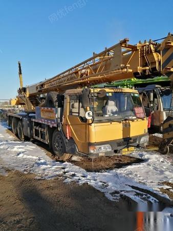 河北張家口誠心出售柳工十二噸吊車,看車議價