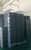 北京顺义区出售二手八成新塑料筐180个60x40x23 15元.货架6组1.8米高的30元/组