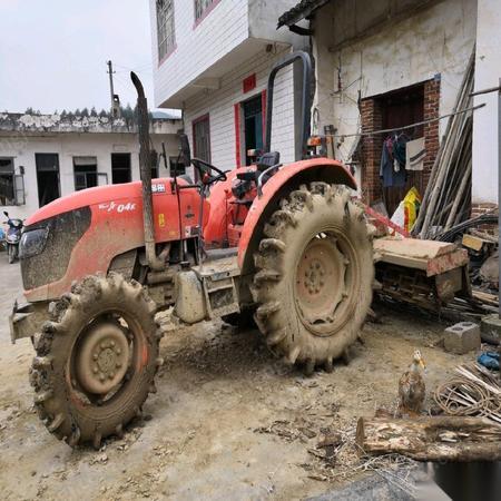 广西柳州出售自家用的久保田704拖拉机,黄海金马404拖拉机 75000元