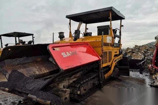 二手摊铺机出售