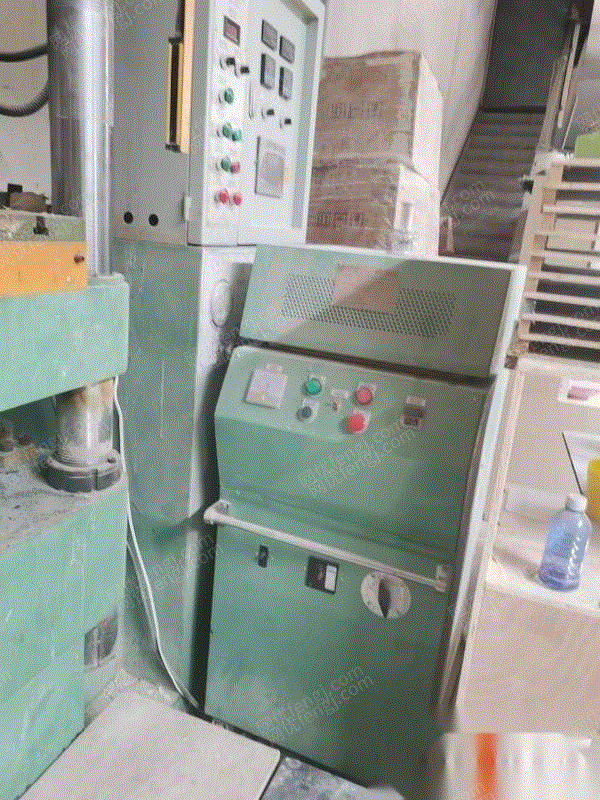 二手成型设备价格