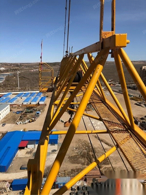 河北张家口出售京龙5613两台塔吊