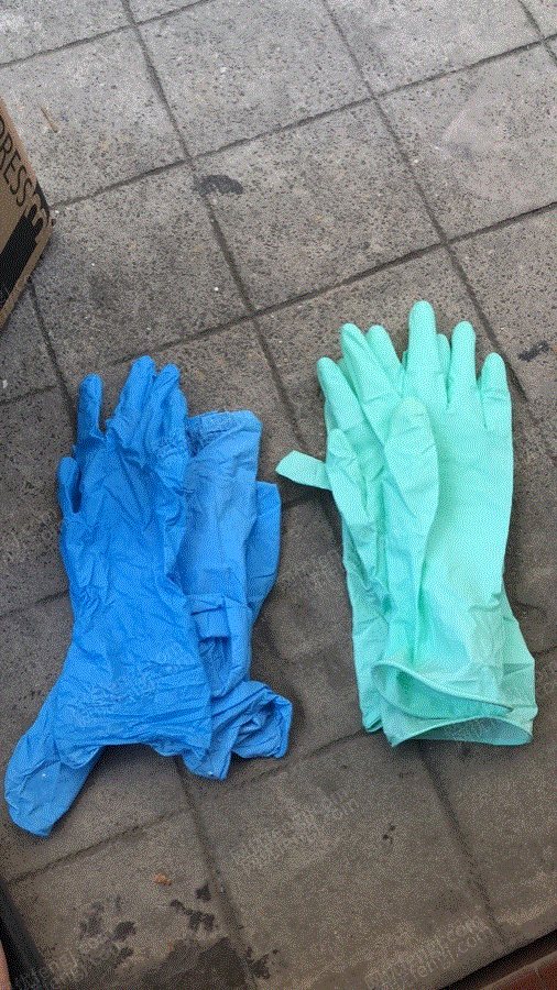 回收橡胶丁腈手套库存,过期手套微瑕品