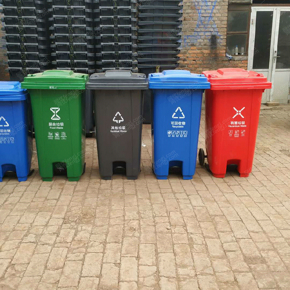 供应240升环卫垃圾桶 街道小区果壳箱 垃圾桶设备出售