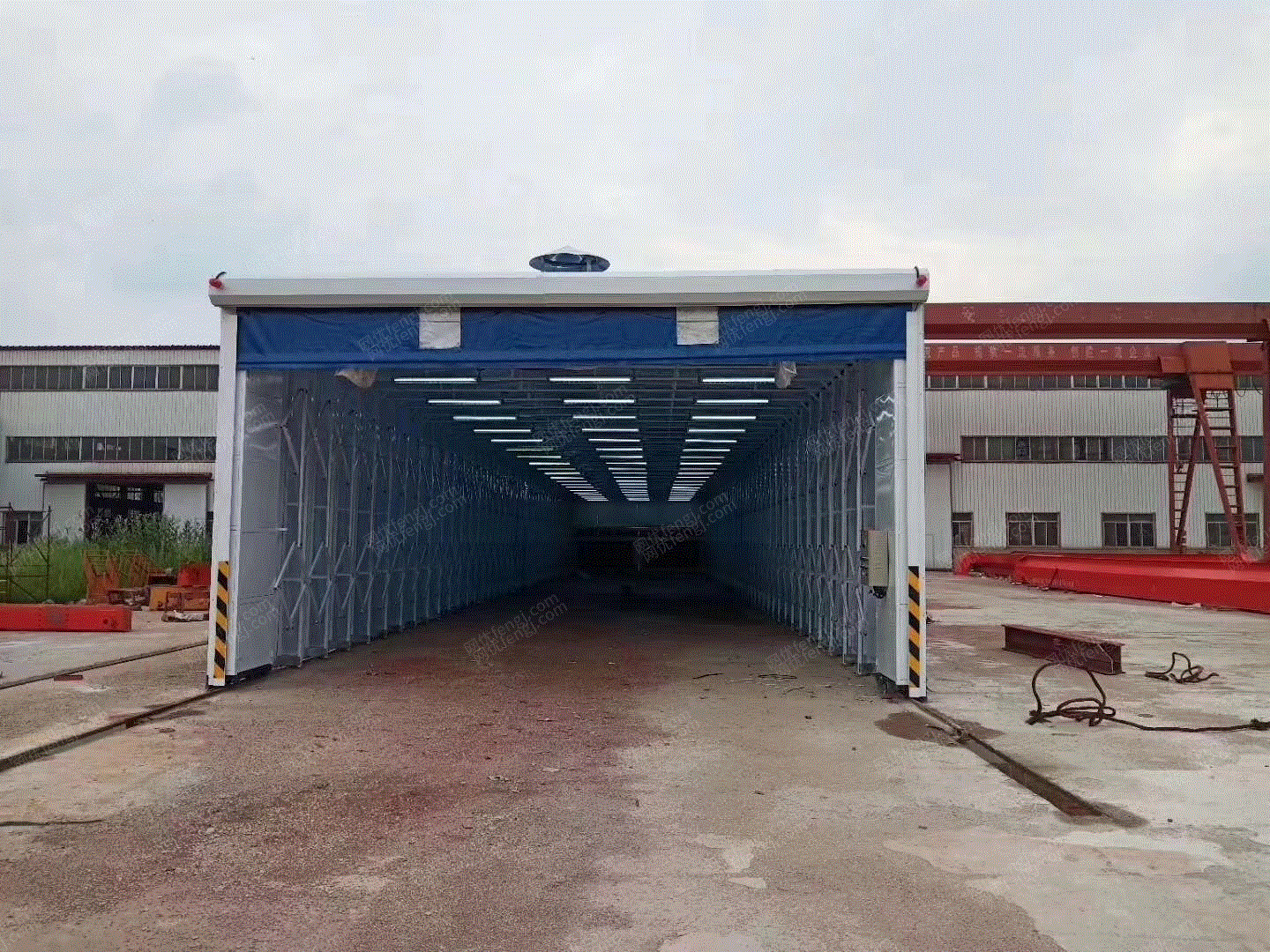 供应移动伸缩式环保油漆房工作原理及设计方案 空气净化设备回收
