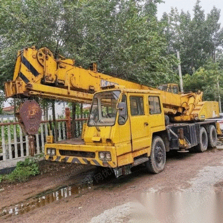 河北沧州出售一台日本加藤16吨吊车