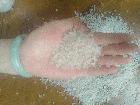 再生塑料颗粒出售