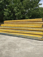 供应6米带漆钢管3000根