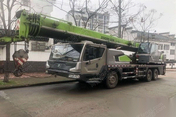 江西萍乡转让中联250v吊车