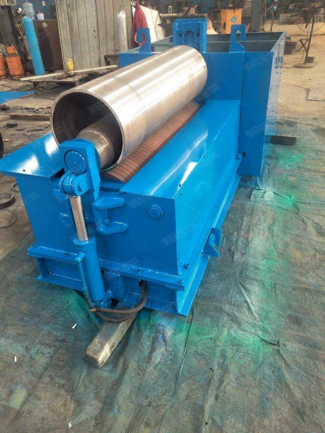 生产卷板机二辊卷板机一周成形无直边巻维筒机平板机出售