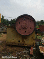优惠出售600*900二手鄂式破碎机一台
