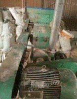河南南阳二手木材粉碎机正在使用处理了
