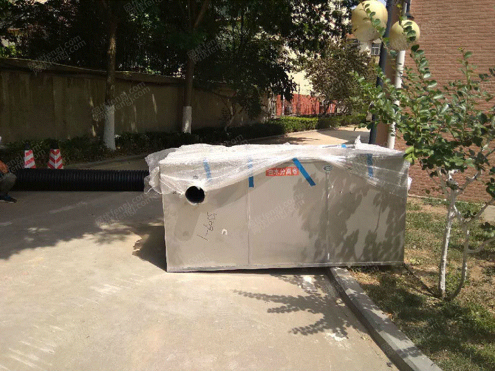 供应小型油水分离器是如何完成油水分离的 油水分离设备出售