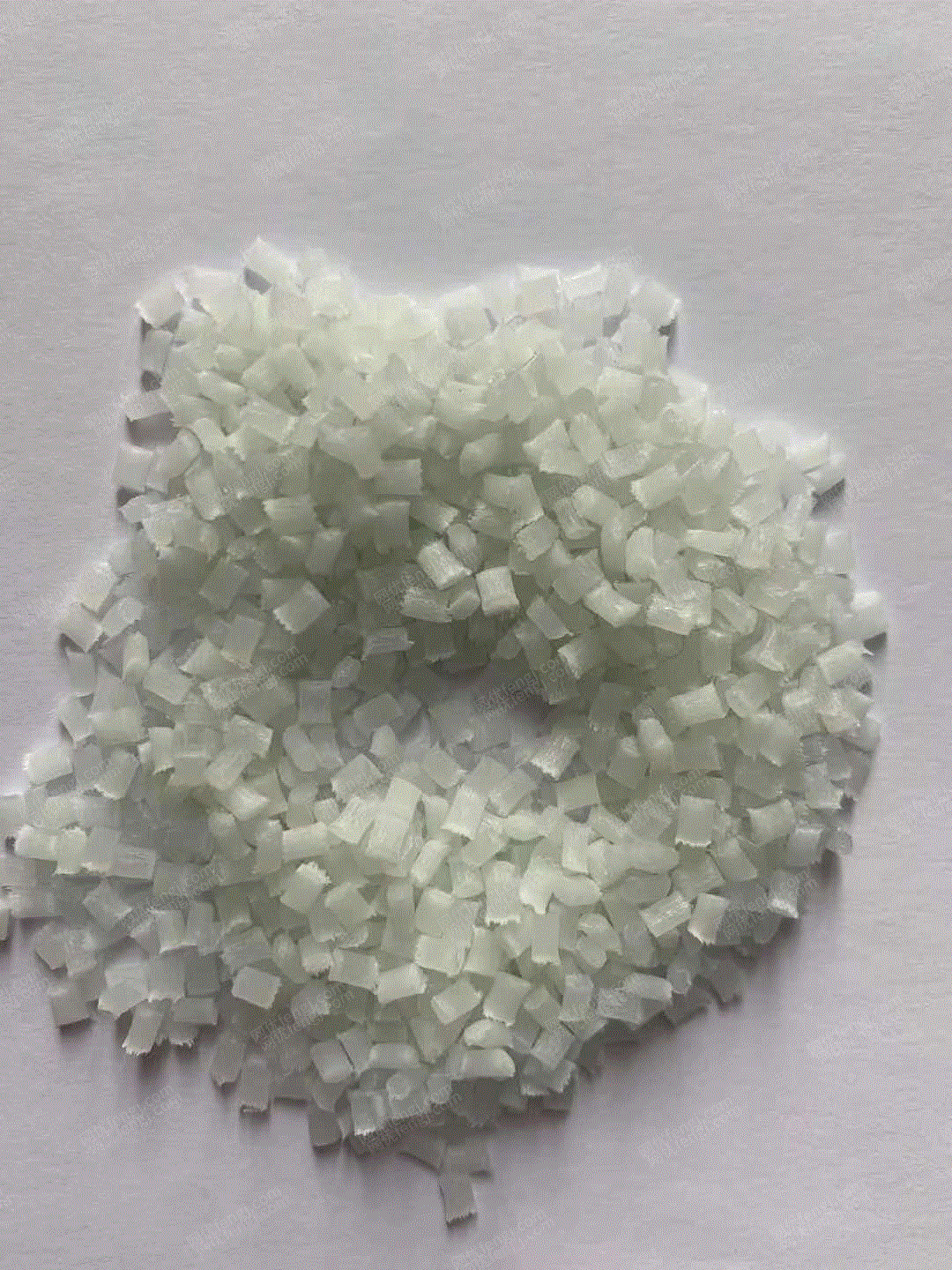 再生塑料颗粒出售