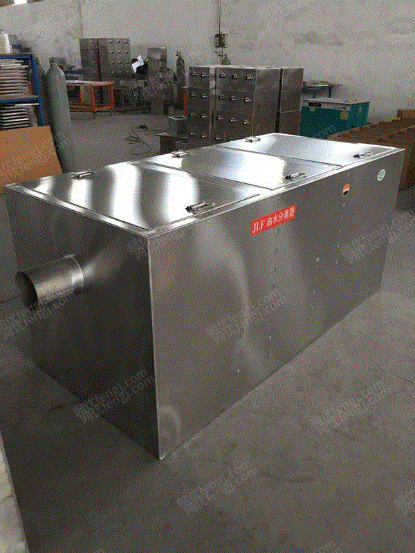 供应地下式隔油池即地埋式油水分离器产品优势 油水分离设备出售