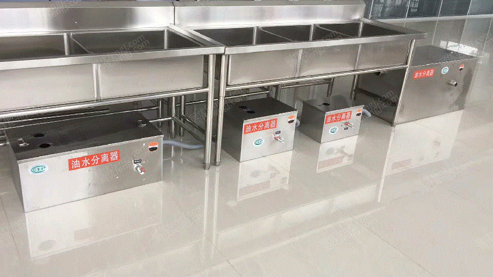 供应餐厨油水分离器 油水分离设备出售