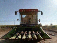 内蒙古包头7300玉米收割机出售