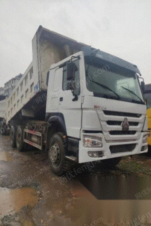 二手自卸车出售